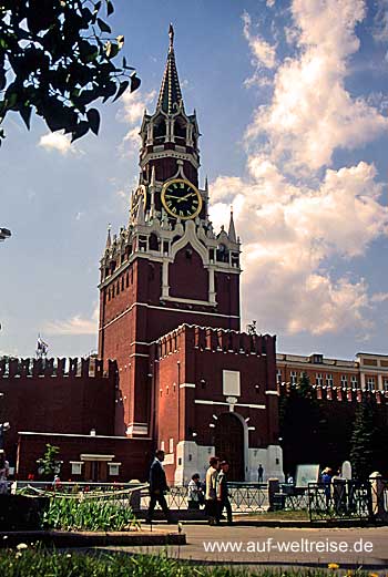 Russland, Moskau, Kreml, Turm, Eingang, Himmel, Wolken, rot, Mauer, Kremlmauer, Spasskij-Turm, Erlöserturm