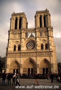Frankreich, Kathedrale, Kirche, Notre.Dame, Notre Dame, glauben, Religion, Dom, Gotik, Architektur, Bauwerk, Kunst, Mittelalter, Paris, Europa, Nacht, Licht, blau